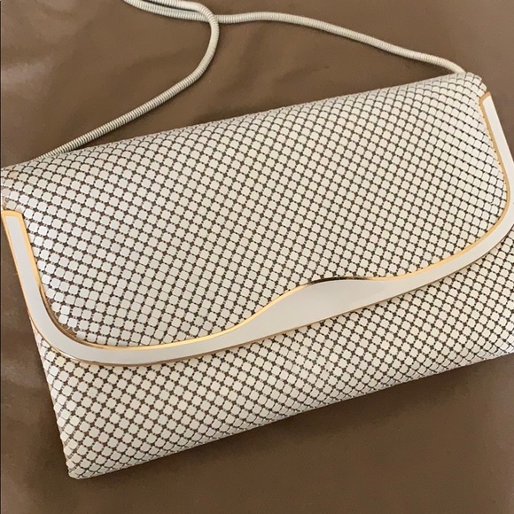 Vintage White & Gold Evening Bag - Picture 3 of 7